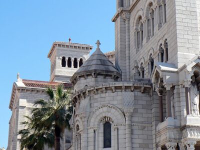 Crucifix-du-Saint-Esprit-Monaco-Cathedrale
