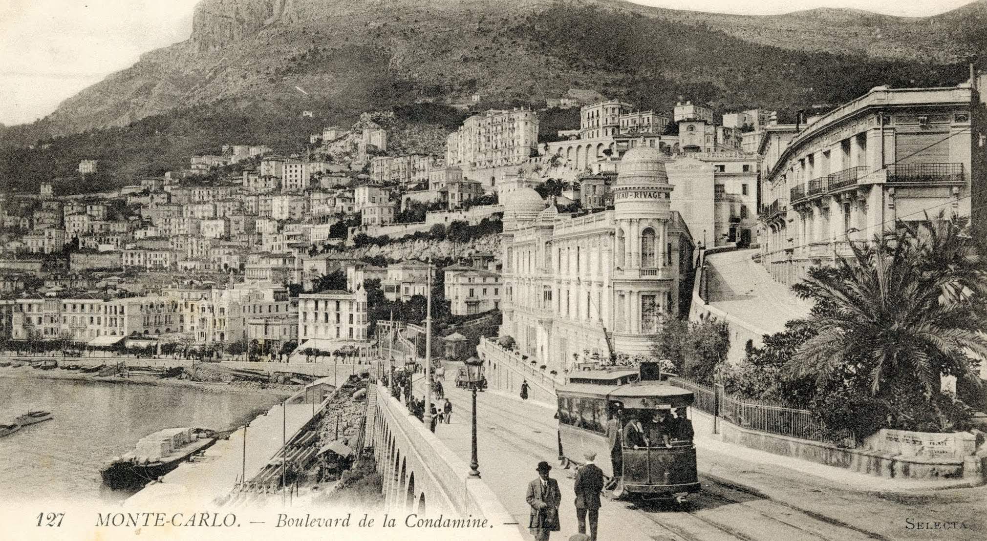 A picture postcard: the Monaco tramway