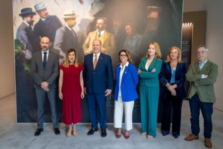 Le Prince Albert II visite le Centre d'Art Rupestre du Prince Albert Ier en Espagne