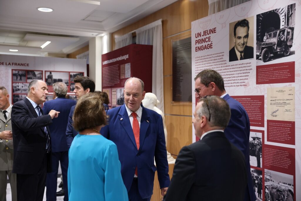 prince-albert-ii-visit-exhibition-monaco-libere