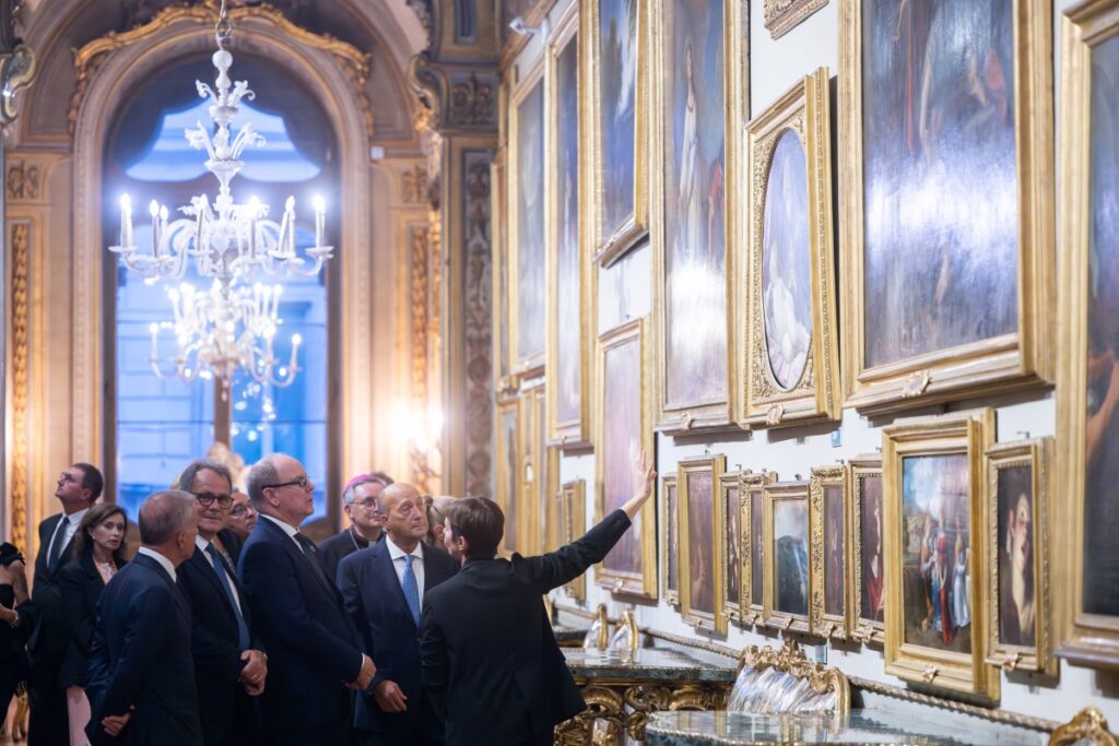 visite-palais-doria-pamphilj-prince-albert-ii