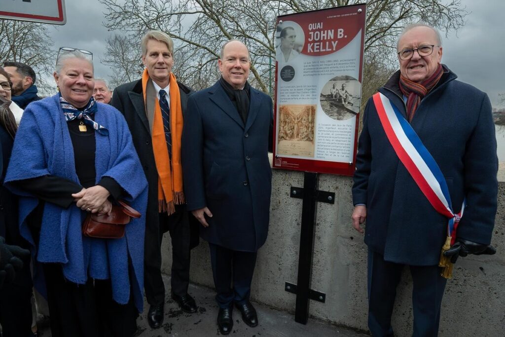 Le Prince Albert II Argenteuil